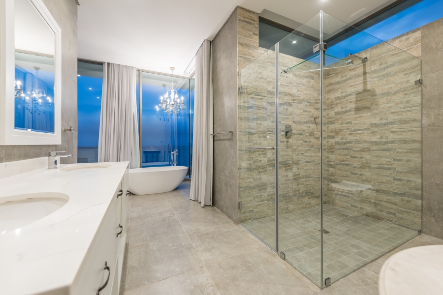 5 Bedroom Property for Sale in Pinnacle Point Golf Estate Western Cape
